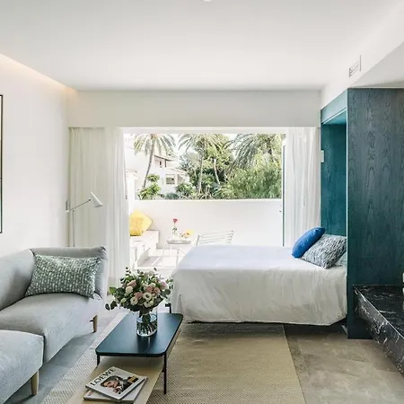 Puente - Private * 马尔韦利亚